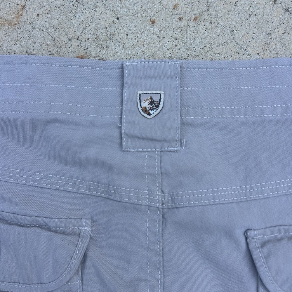 KUHL Shorts Womens 8 Bermuda Cargo Stretch Walking Hiking Beige - Picture 5 of 10